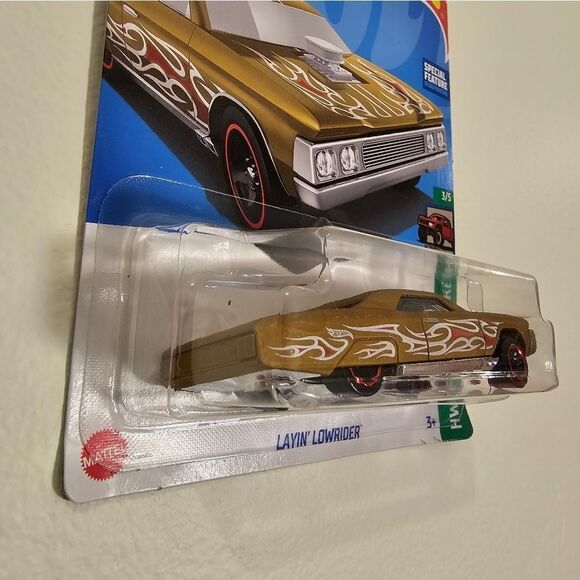 Hot Wheels Car Layin Lowrider Hotwheels Classic Pimp Mobile Special Feature New - Picture 2 of 5